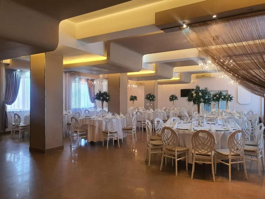 Hotel Dumbrava Rupea Eksteriør billede