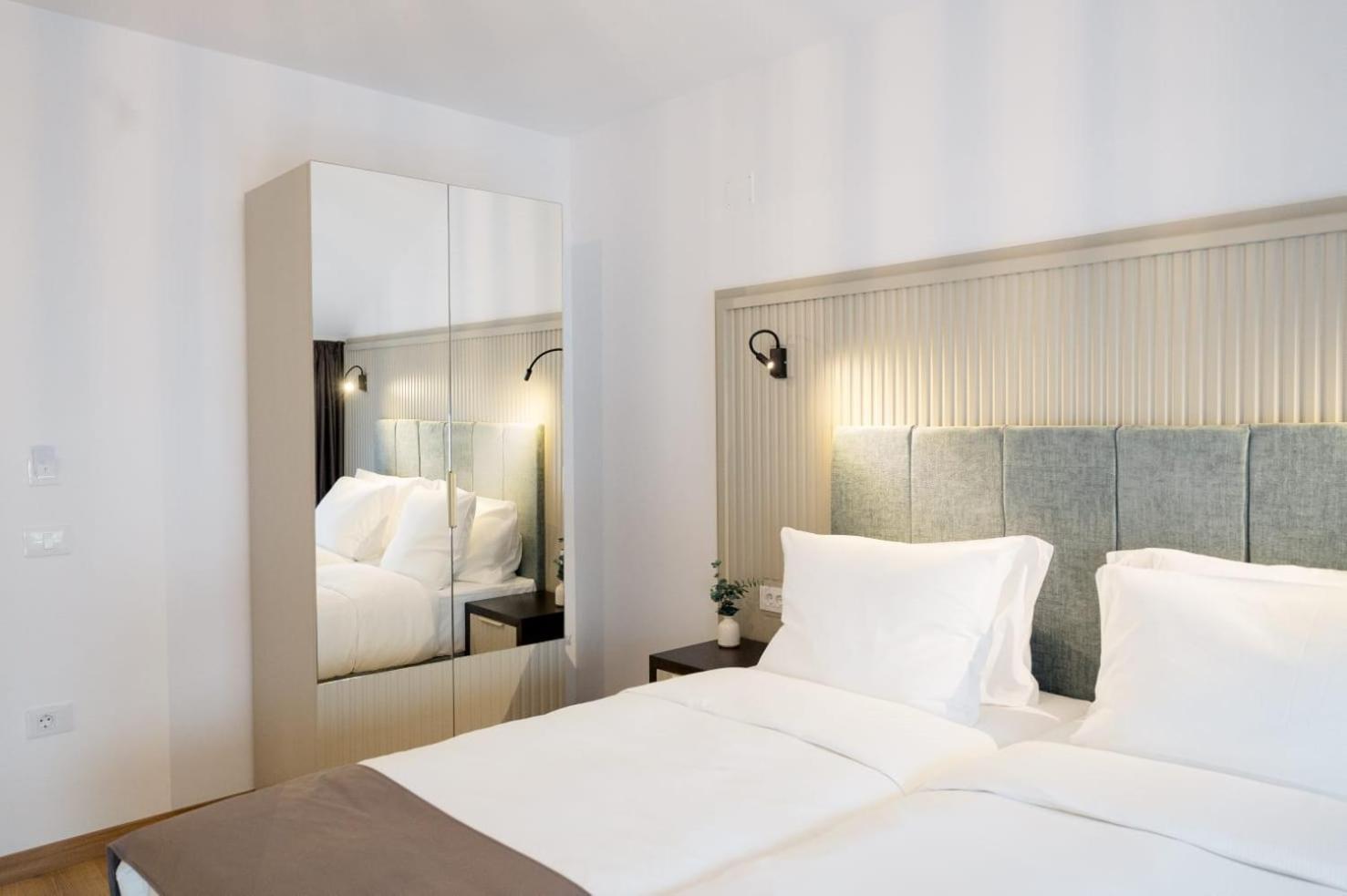 Hotel Dumbrava Rupea Eksteriør billede