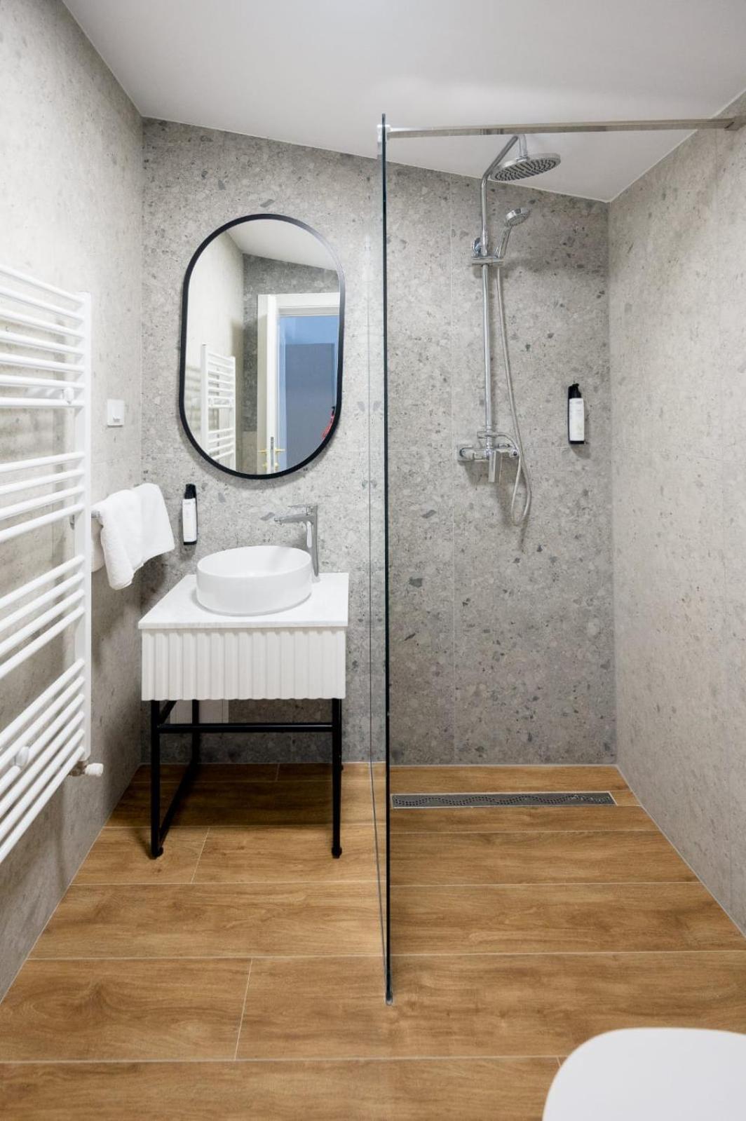 Hotel Dumbrava Rupea Eksteriør billede