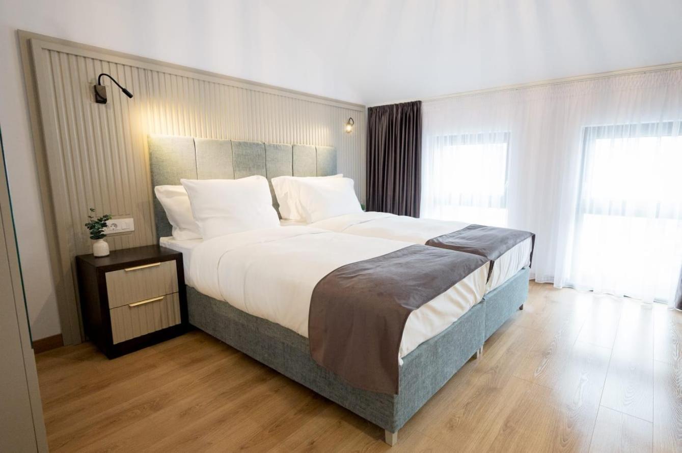 Hotel Dumbrava Rupea Eksteriør billede